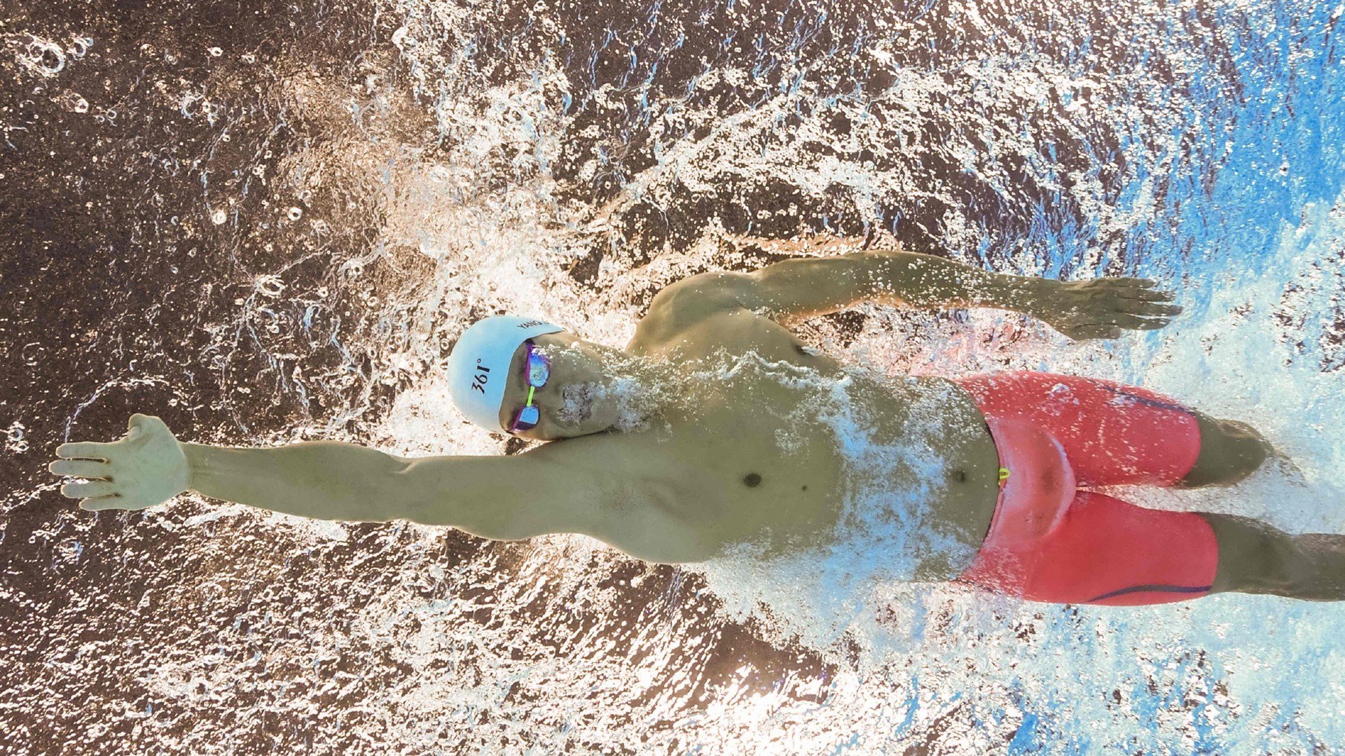 世界杯预选赛中国队惨败 球迷讨论防守漏洞，世界杯预选赛中国队赢了吗